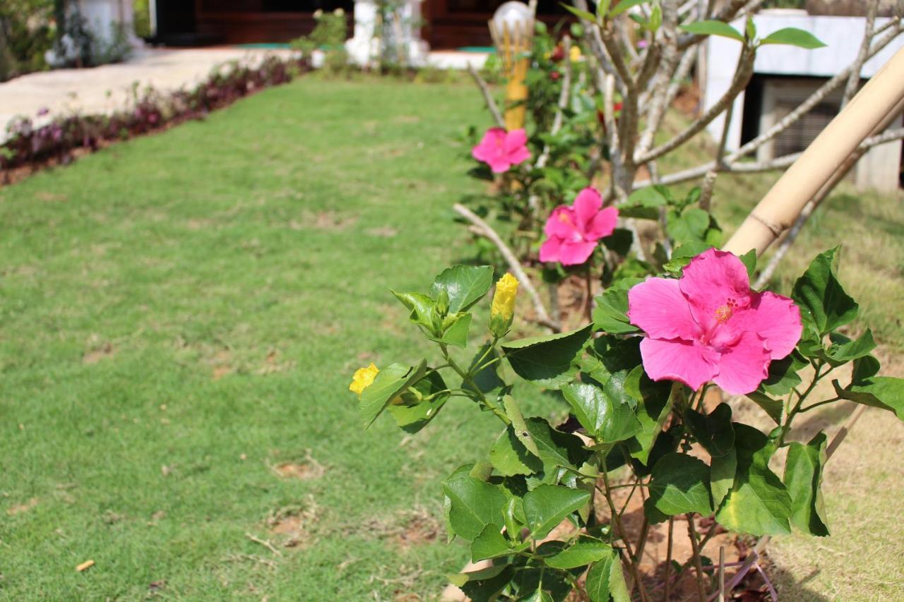 Ancient Village Phu Quoc Resort Buitenkant foto